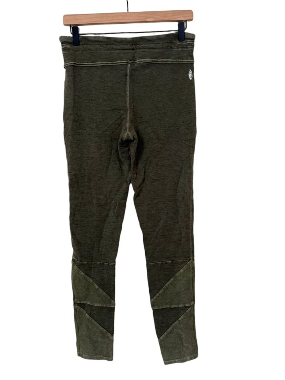Free People Movement Green Drawstring Waist Kyoto Leggings - Picture 4 of 7